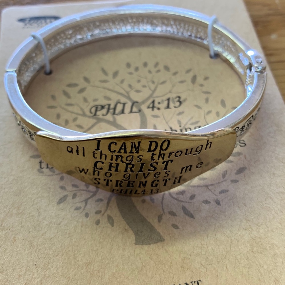 SALE!! Phil 4:13 Bracelet - Picture 3 of 4
